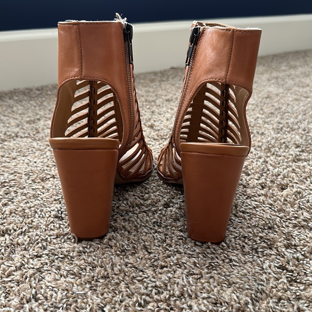 DV by Dolce Vita Caged Heeled Sandal - Picture 4 of 5